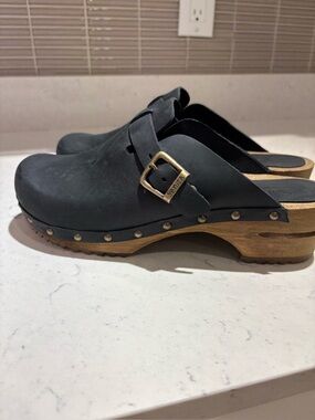 Sanita Danish Clogs